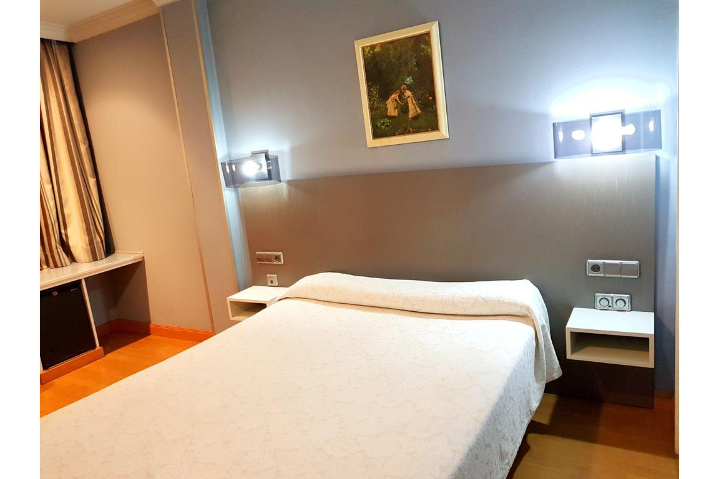 Hotel City House Las Lomas Oviedo Buitenkant foto