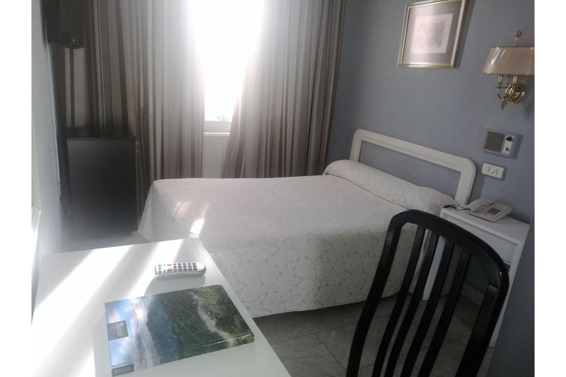 Hotel City House Las Lomas Oviedo Buitenkant foto